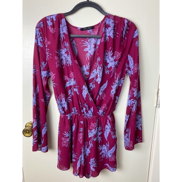 S Plum Floral Romper with bell sleeves - Picture 1 of 5